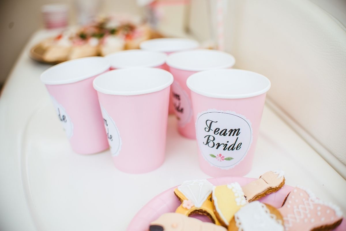 Bride Cups 8 Insanely Cool Tips!