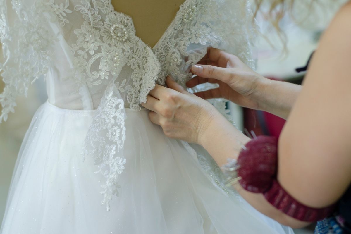 How Many Sizes Can a Wedding Dress Be Taken In?