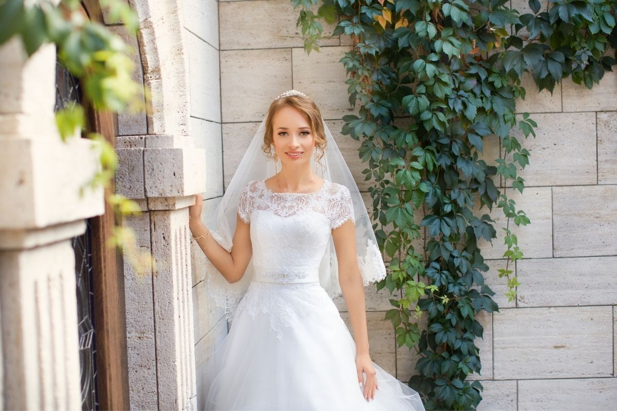 10 Reasons Why Wedding Dresses Are Expensive?
